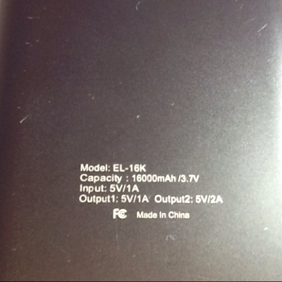 InstaCHARGE Dual USB Power Bank Battery charger - Picture 6 of 6